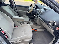 Renault -clio 1.6-16v privilège 51-tf-pz - afbeelding 17 van  18