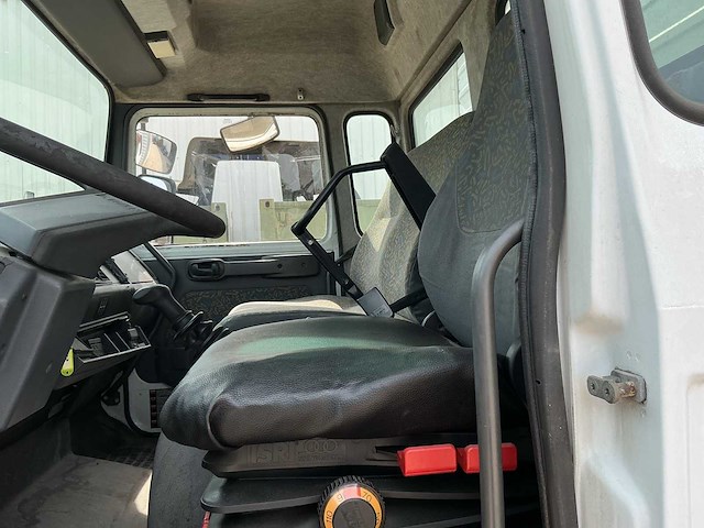 Renault 135 midlifecrisis vrachtwagen - afbeelding 8 van  10
