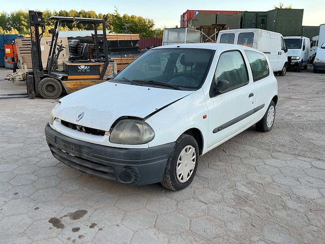 Renault 1.9d clio personenauto - afbeelding 1 van  13