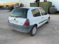 Renault 1.9d clio personenauto - afbeelding 8 van  13