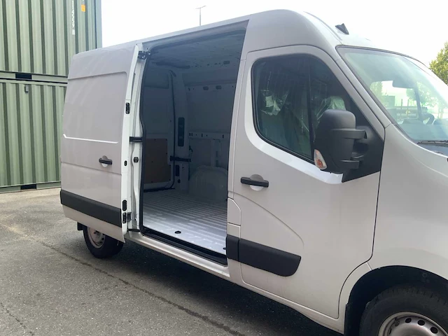 Renault 2.3 diesel master l2 h2 bestelbus - afbeelding 23 van  23