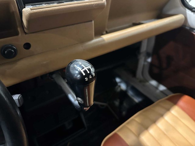 Renault 4 oldtimer vkn-04-r - afbeelding 5 van  16