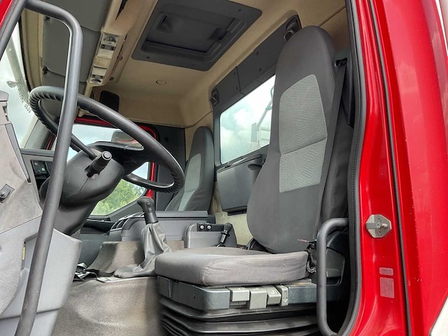 Renault 420 dci brandweerwagen - afbeelding 11 van  29