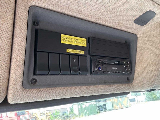 Renault 420 dci brandweerwagen - afbeelding 17 van  29