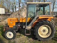 Renault 461s oldtimer tractor - afbeelding 17 van  21