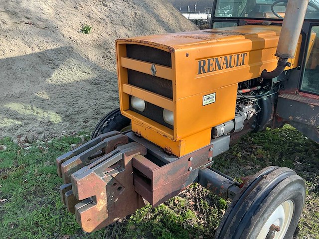 Renault 461s oldtimer tractor - afbeelding 20 van  21