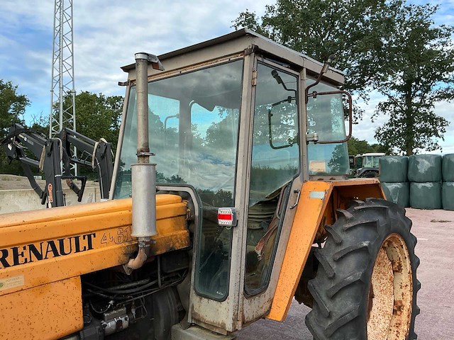 Renault 461s tweewielaangedreven landbouwtractor - afbeelding 10 van  23