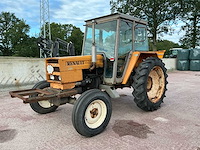 Renault 461s tweewielaangedreven landbouwtractor - afbeelding 1 van  23