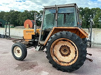 Renault 461s tweewielaangedreven landbouwtractor - afbeelding 2 van  23