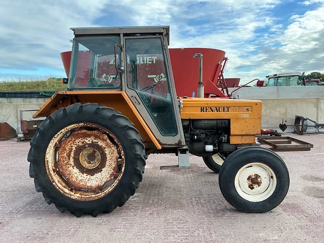 Renault 461s tweewielaangedreven landbouwtractor - afbeelding 6 van  23
