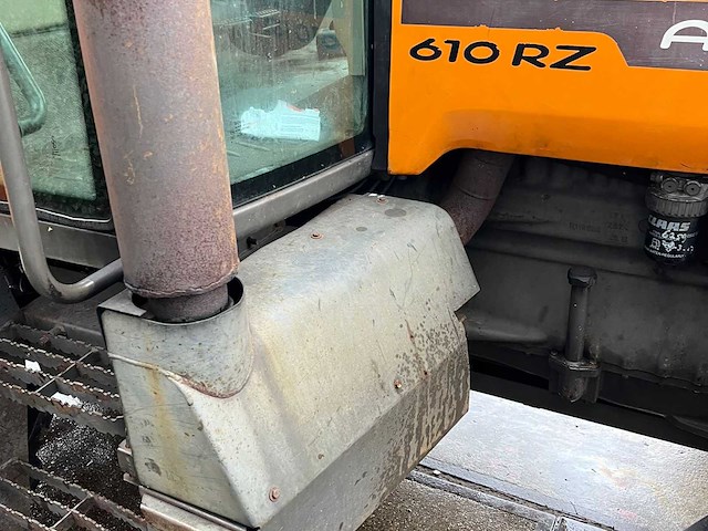Renault 610r zares vierwielaangedreven landbouwtractor - afbeelding 27 van  38