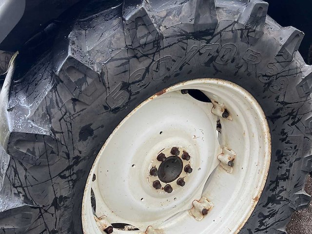 Renault 610r zares vierwielaangedreven landbouwtractor - afbeelding 15 van  38