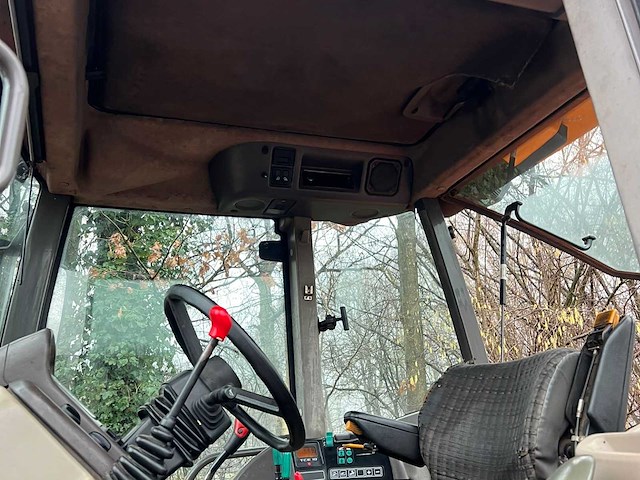 Renault 610r zares vierwielaangedreven landbouwtractor - afbeelding 17 van  38