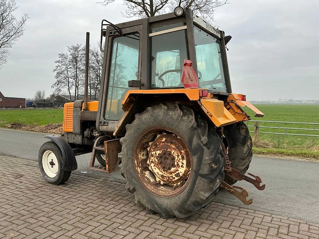 Renault 80-12 tx tweewielaangedreven landbouwtractor - afbeelding 10 van  23