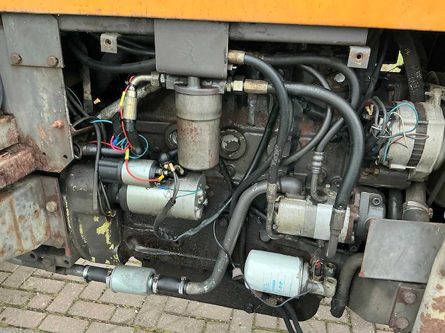 Renault 80-12 tx tweewielaangedreven landbouwtractor - afbeelding 18 van  23