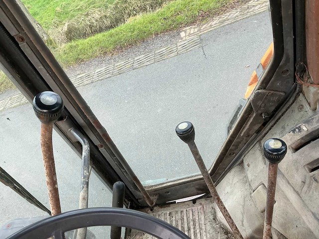 Renault 80-12 tx tweewielaangedreven landbouwtractor - afbeelding 23 van  23