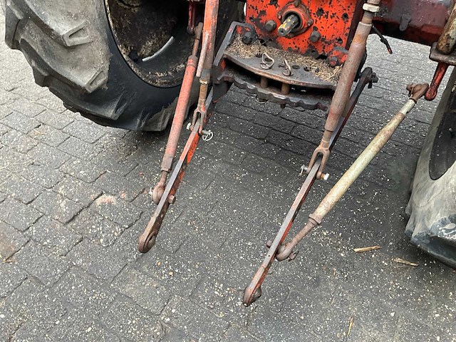 Renault 89 tracto-control oldtimer tractor - afbeelding 7 van  18