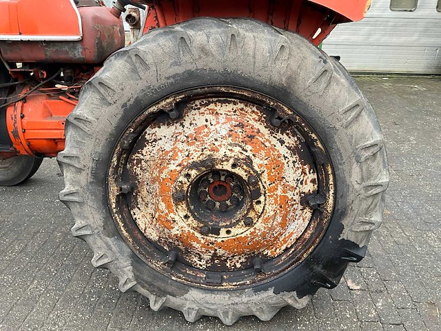 Renault 89 tracto-control oldtimer tractor - afbeelding 14 van  18