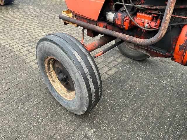 Renault 89 tracto-control oldtimer tractor - afbeelding 16 van  18