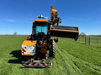 Renault 904 tweewielaangedreven landbouwtractor met klepel maaier - afbeelding 16 van  21