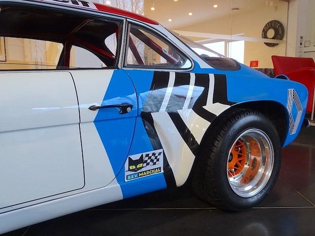 Renault alpine - afbeelding 10 van  14