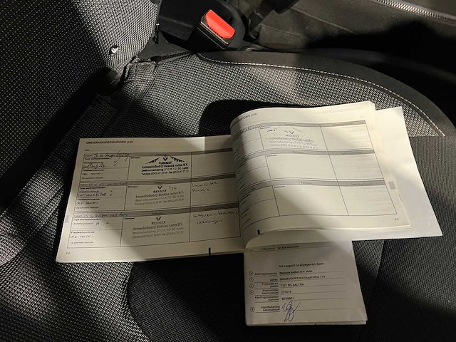 Renault captur 1.2 tce dynamique, g-219-hp - afbeelding 11 van  13