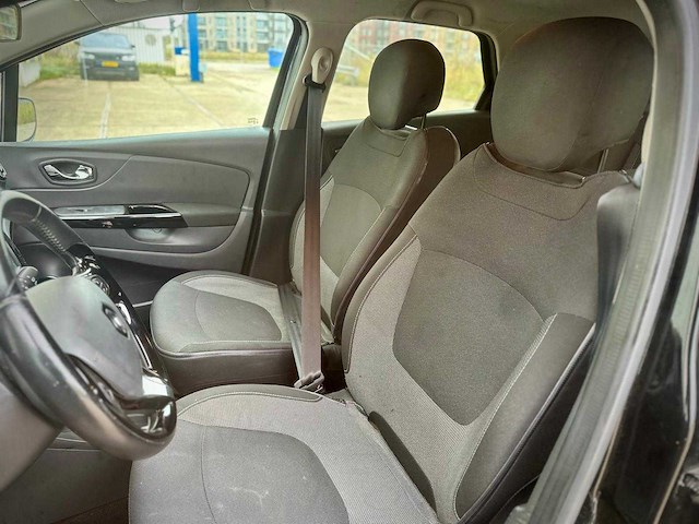 Renault captur 1.2 tce dynamique , tv-927-h - afbeelding 4 van  13