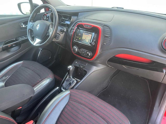 Renault captur 1.2 tce helly hansen, 6-zhb-78 - afbeelding 16 van  17