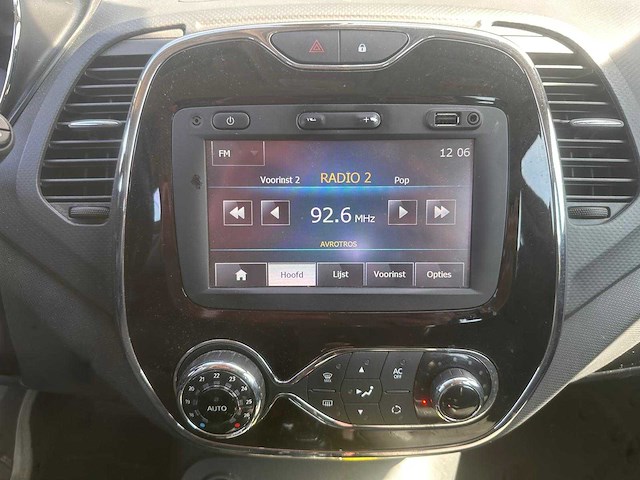 Renault captur 1.2 tce helly hansen; gg-799-g - afbeelding 2 van  16