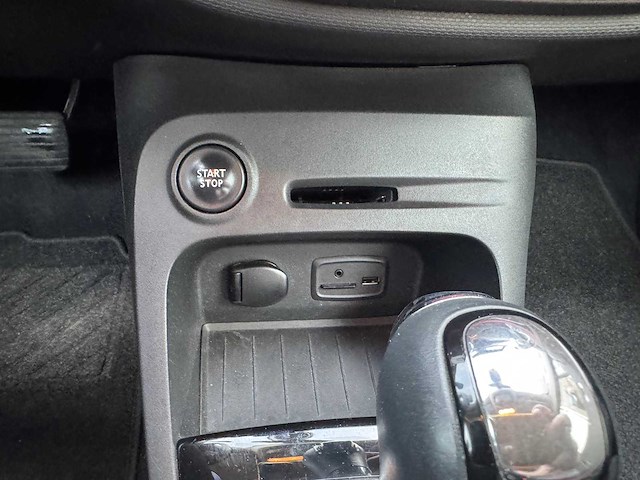Renault captur* 1.2 tce xmod helly hansen automaat n-519-bj - afbeelding 20 van  34