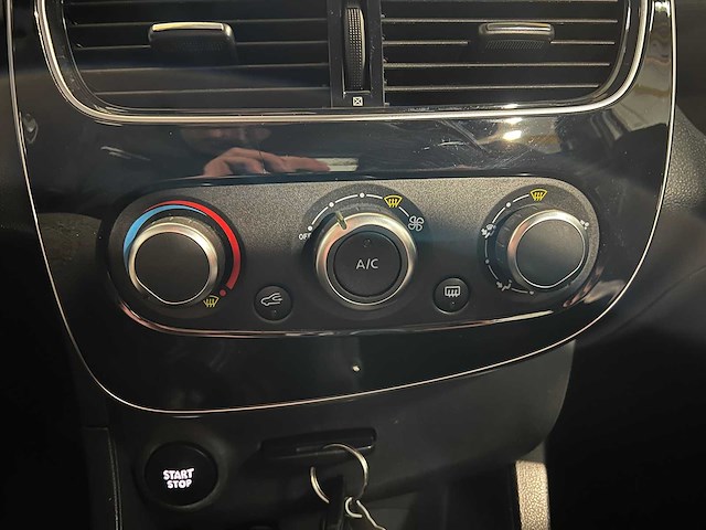 Renault clio 0.9 tce bose, h-014-rb - afbeelding 7 van  17