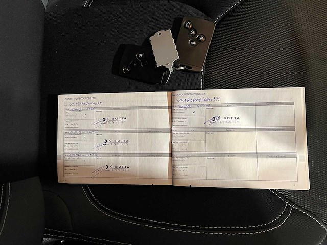 Renault clio 0.9 tce bose, h-014-rb - afbeelding 15 van  17