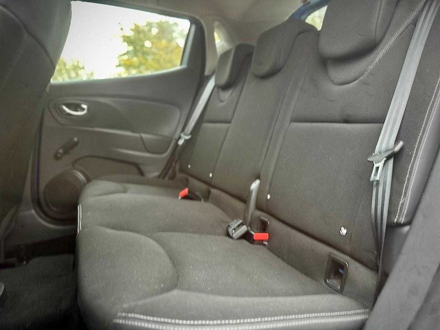 Renault clio 0.9 tce expression, 11-zpt-1 - afbeelding 2 van  15