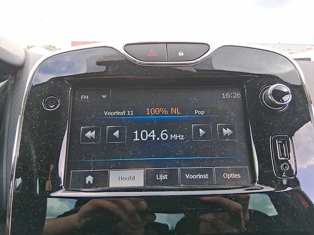 Renault clio 0.9 tce expression 2014 | 2-tvh-64 - afbeelding 14 van  29