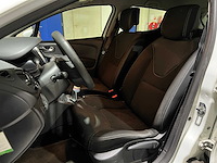 Renault clio 0.9 tce expression 90pk 2015, gz-530-j - afbeelding 31 van  39