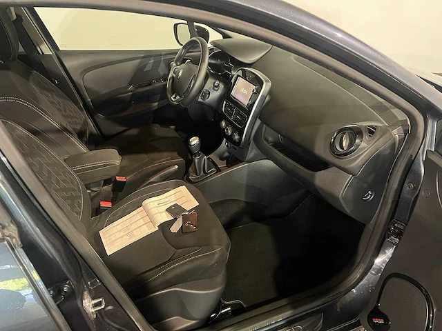 Renault clio 0.9 tce limited, th-798-z - afbeelding 16 van  19