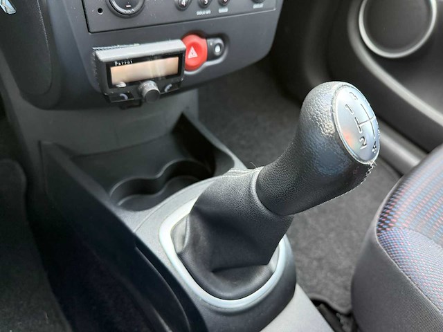 Renault clio 1.2 16v collection, 42-jfd-7 - afbeelding 4 van  18