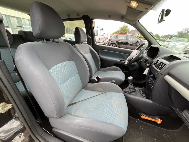 Renault clio 1.2-16v community 2006 | 78-sr-vg - afbeelding 4 van  24