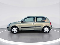 Renault clio 1.2-16v dynamique 2002 | 92-lj-zg - afbeelding 22 van  24
