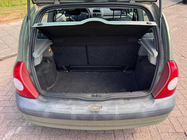 Renault clio 1.2 16v expression, 10-lg-lt - afbeelding 3 van  13