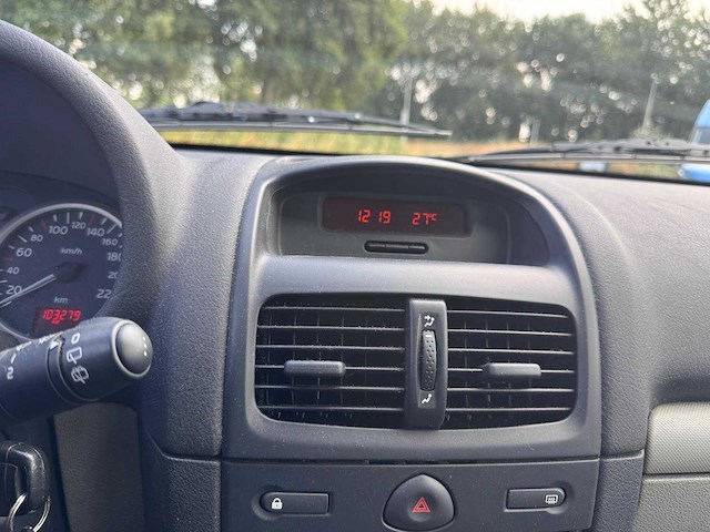 Renault clio 1.2 16v expression, 10-lg-lt - afbeelding 13 van  13