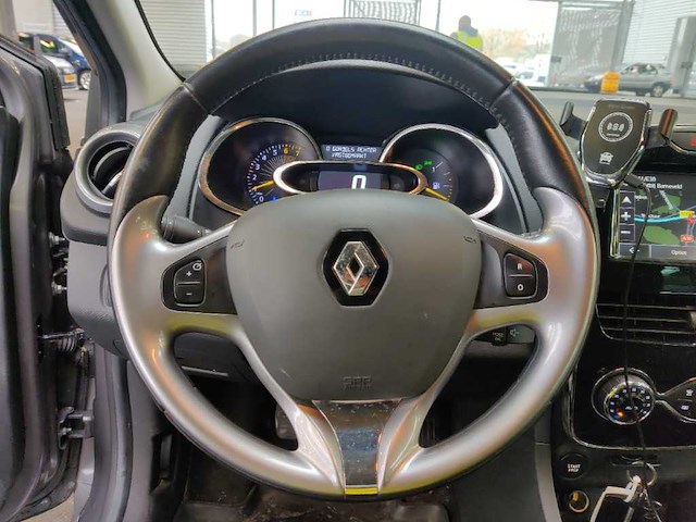 Renault clio 1.2 16v; kv-501-p - afbeelding 10 van  12