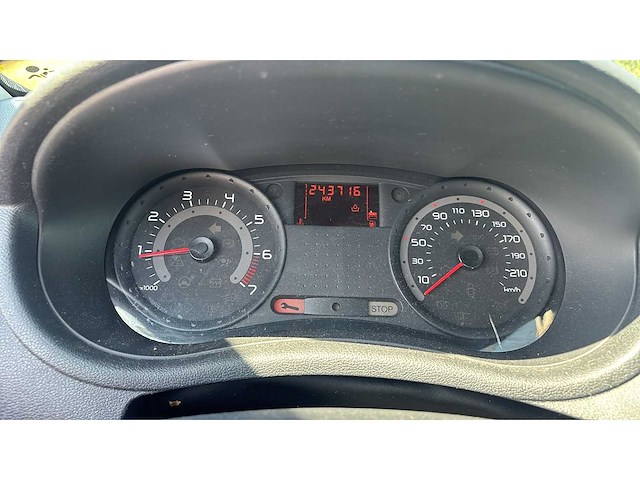 Renault clio 1.2-16v special line 2008 | 18-grv-1 i - afbeelding 3 van  13