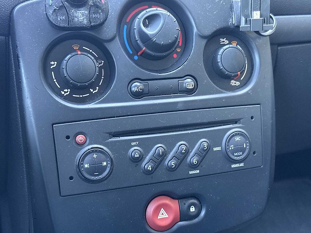 Renault clio 1.2-16v special line 2008 | 72-glf-5 - afbeelding 2 van  26