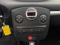 Renault clio 1.2 20th anniversary | 49-zkj-2 i - afbeelding 9 van  22