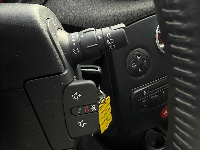 Renault clio 1.2 20th anniversary | 49-zkj-2 i - afbeelding 13 van  22