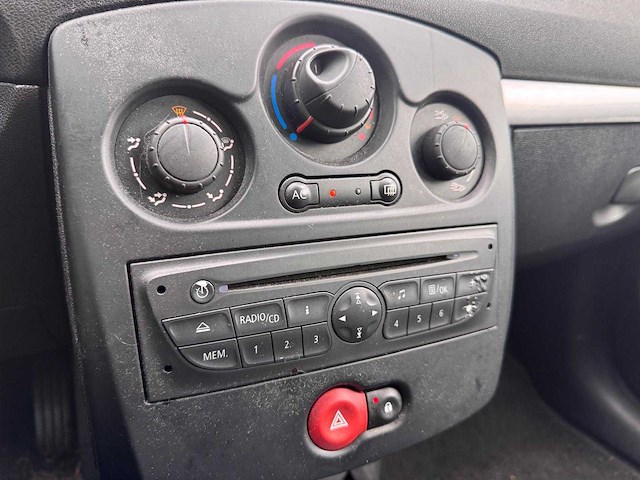 Renault clio 1.2 collection , 08-rgr-3 - afbeelding 11 van  13