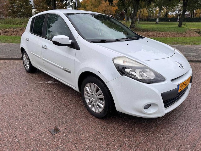 Renault clio 1.2 collection , 08-rgr-3 - afbeelding 2 van  13