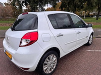 Renault clio 1.2 collection , 08-rgr-3 - afbeelding 3 van  13