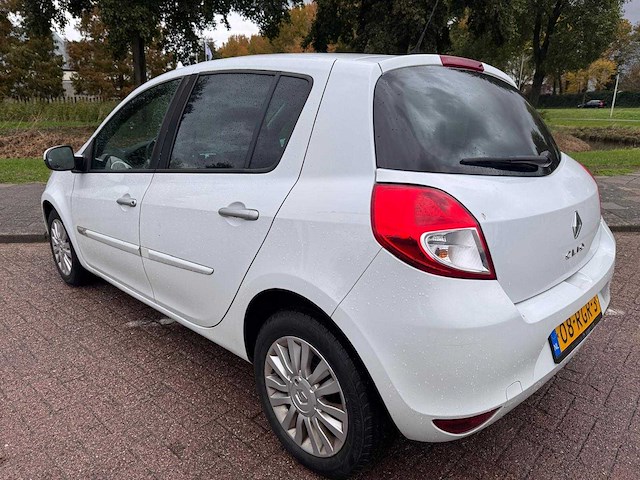 Renault clio 1.2 collection , 08-rgr-3 - afbeelding 4 van  13